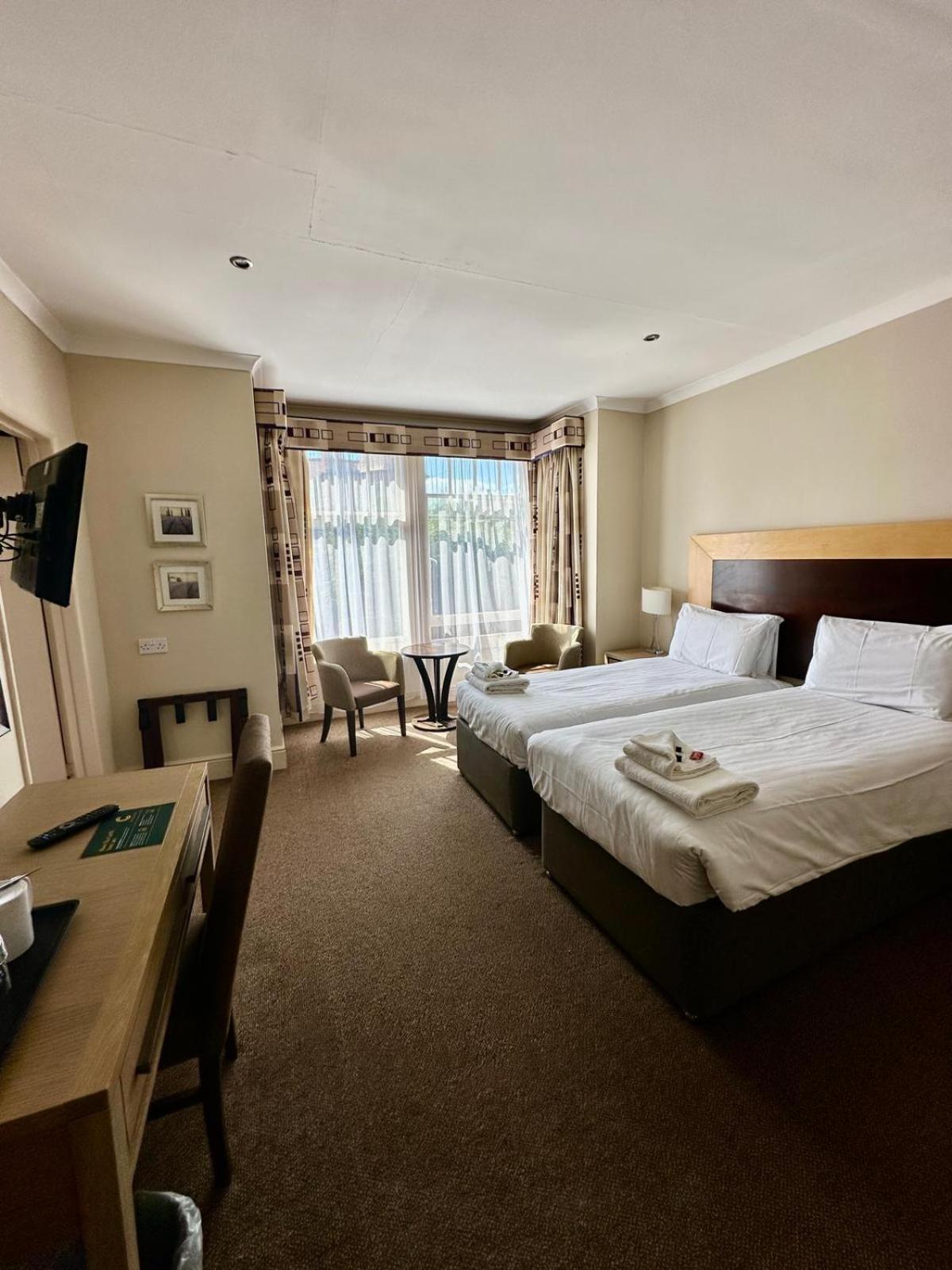 Hotel Coco Felixstowe Exteriör bild